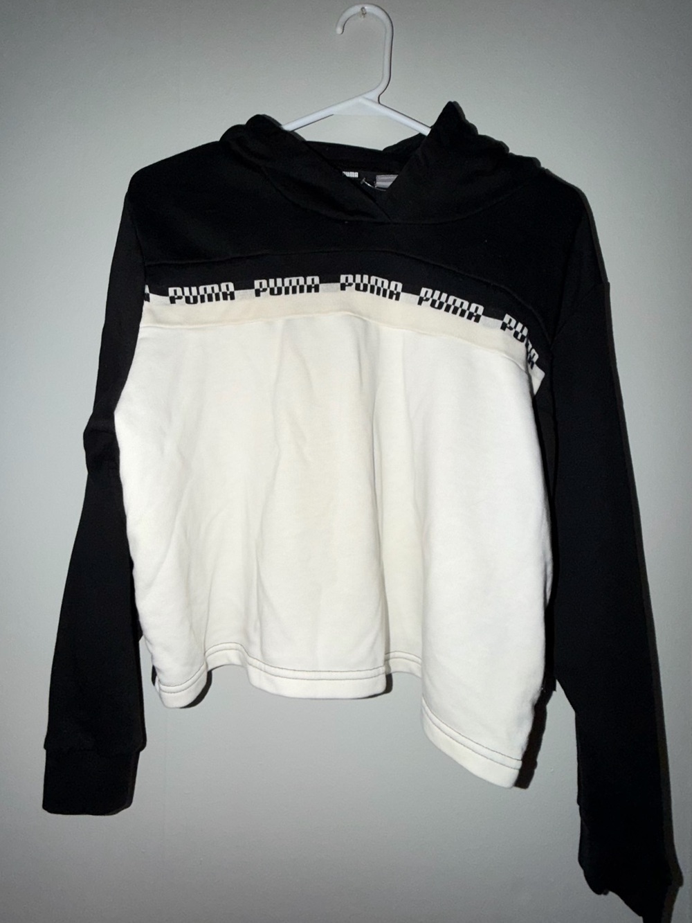 Puma Women’s Black and White Cropped Hoodie